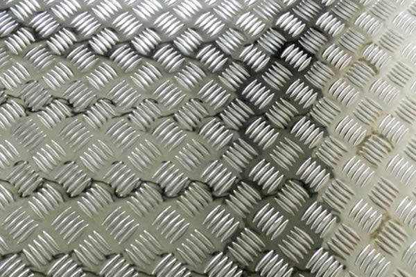 Five bar checker carbon steel hot dipped galvanized sheet