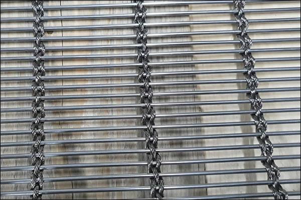 Stainless steel mesh curtains of ss rod and braided rope